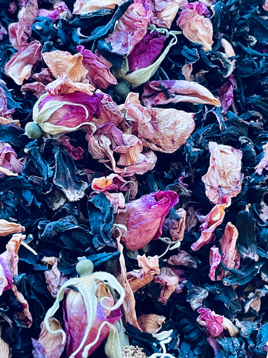 Rose & Hibiscus te