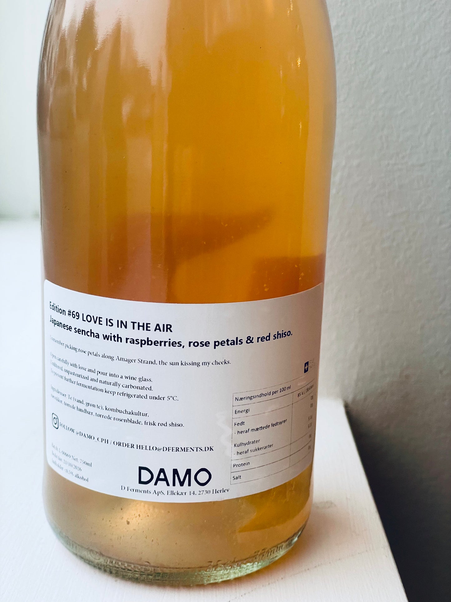 Kombucha #69 - LOVE IS IN THE AIR (sencha, hindbær, rose og shiso)