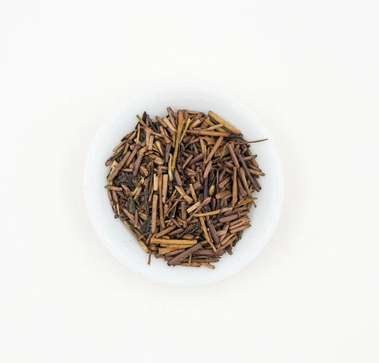 Tyst Te - Hojicha, Snowing Mountain